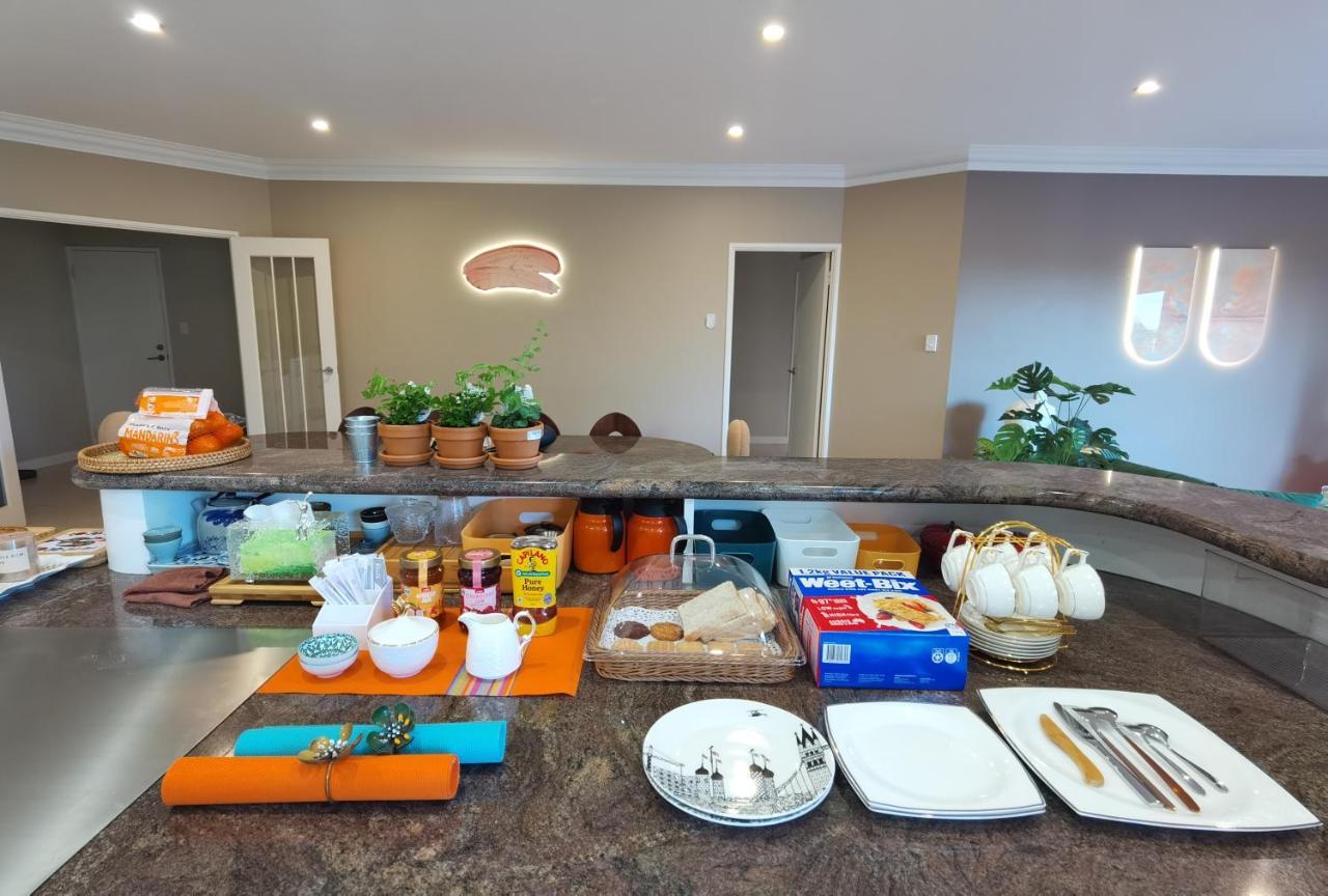 Ferienwohnung Sunny Ocean View Retreat Perth Exterior foto