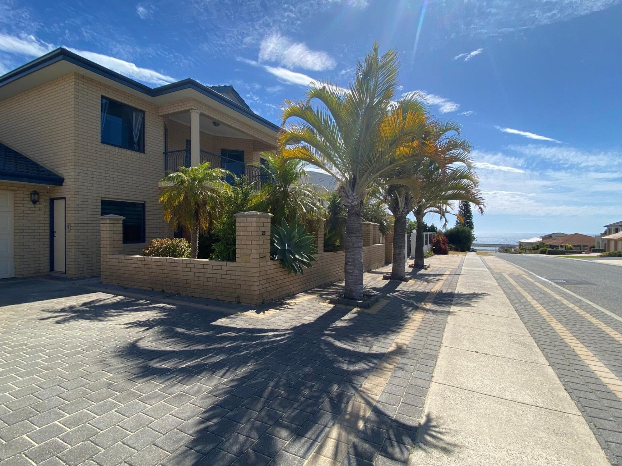 Ferienwohnung Sunny Ocean View Retreat Perth Exterior foto